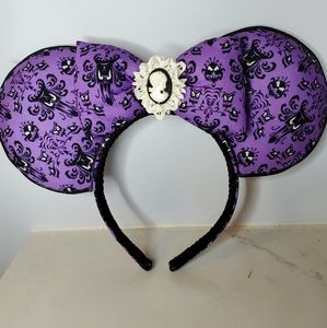 Haunted Mansion Minnie Ears